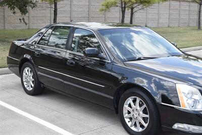 2011 Cadillac DTS LUXURY COLLECTION 66K LOW MILES LTHR ROOF HTD SEAT   - Photo 6 - Stafford, TX 77477