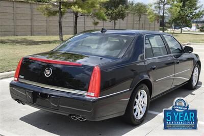 2011 Cadillac DTS LUXURY COLLECTION 66K LOW MILES LTHR ROOF HTD SEAT   - Photo 15 - Stafford, TX 77477