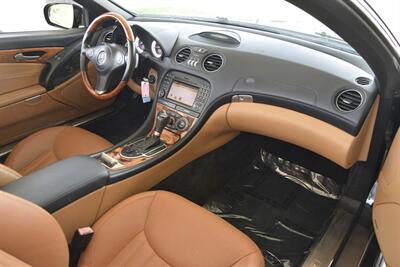 2012 Mercedes-Benz SL 550 TOP LOADED 66K LOW MILES NEW TRADE IN NICE   - Photo 26 - Stafford, TX 77477