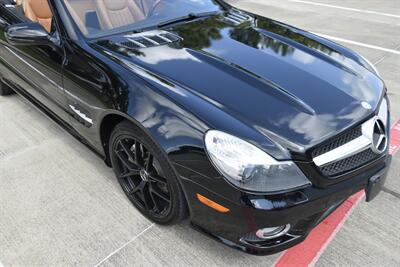 2012 Mercedes-Benz SL 550 TOP LOADED 66K LOW MILES NEW TRADE IN NICE   - Photo 12 - Stafford, TX 77477