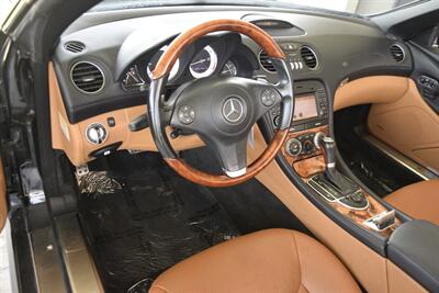 2012 Mercedes-Benz SL 550 TOP LOADED 66K LOW MILES NEW TRADE IN NICE   - Photo 25 - Stafford, TX 77477