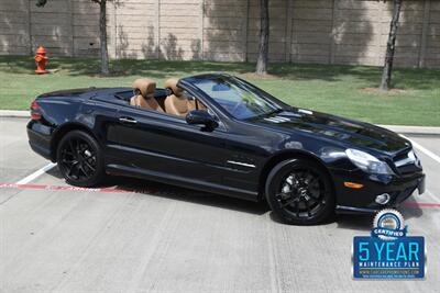 2012 Mercedes-Benz SL 550 TOP LOADED 66K LOW MILES NEW TRADE IN NICE   - Photo 1 - Stafford, TX 77477