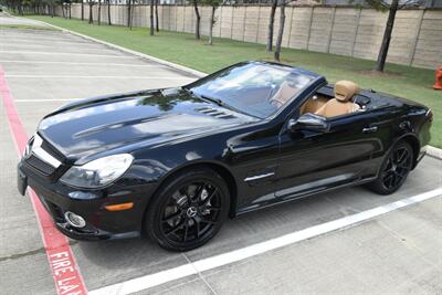 2012 Mercedes-Benz SL 550 TOP LOADED 66K LOW MILES NEW TRADE IN NICE   - Photo 6 - Stafford, TX 77477