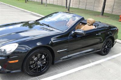 2012 Mercedes-Benz SL 550 TOP LOADED 66K LOW MILES NEW TRADE IN NICE   - Photo 8 - Stafford, TX 77477