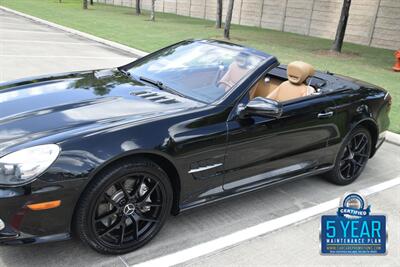 2012 Mercedes-Benz SL 550 TOP LOADED 66K LOW MILES NEW TRADE IN NICE   - Photo 8 - Stafford, TX 77477