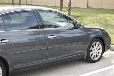 2010 Toyota Avalon LIMITED 89K LOW MILES LTHR HTD SEATS S/ROOF CLEAN   - Photo 21 - Stafford, TX 77477