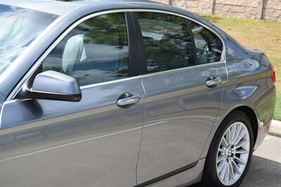 2011 BMW 535i PREM PKG NAV BK/CAM 50K MILES NEW TRADE IN   - Photo 9 - Stafford, TX 77477