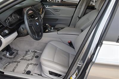 2011 BMW 535i PREM PKG NAV BK/CAM 50K MILES NEW TRADE IN   - Photo 29 - Stafford, TX 77477