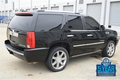 2011 Cadillac Escalade PREMIUM EDI NAV BK/CAM PWR R/BOARDS HWY MILES   - Photo 14 - Stafford, TX 77477