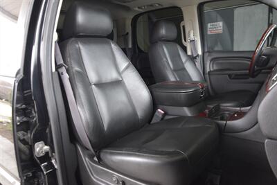 2011 Cadillac Escalade PREMIUM EDI NAV BK/CAM PWR R/BOARDS HWY MILES   - Photo 33 - Stafford, TX 77477