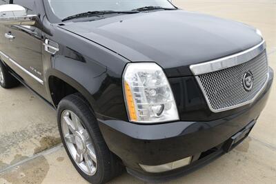 2011 Cadillac Escalade PREMIUM EDI NAV BK/CAM PWR R/BOARDS HWY MILES   - Photo 11 - Stafford, TX 77477