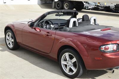 2007 Mazda MX-5 Miata SPORT AUTOMATIC 64K ORIGINAL MILES NEW TRADE IN   - Photo 15 - Stafford, TX 77477