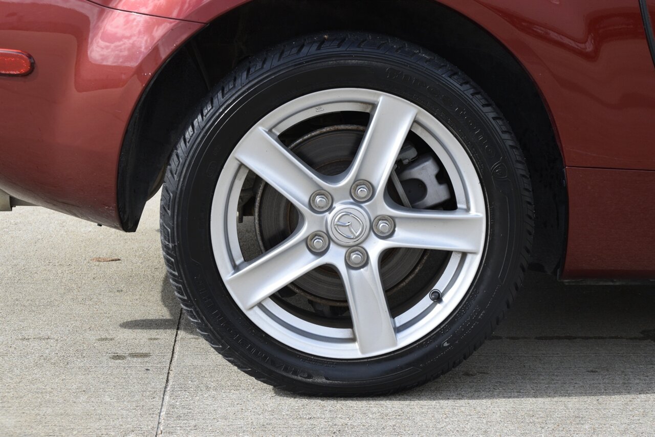 2007 Mazda MX-5 Miata Sport photo 15