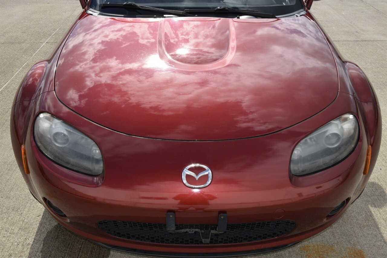 2007 Mazda MX-5 Miata Sport photo 22