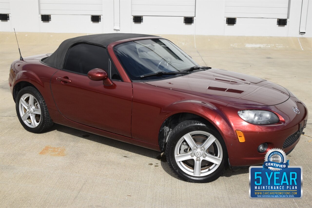 2007 Mazda MX-5 Miata Sport photo 1