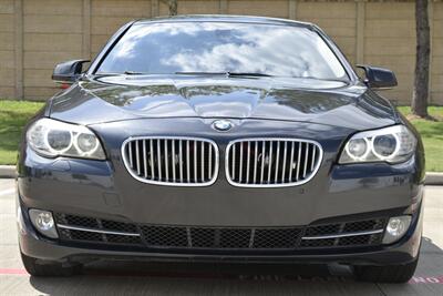 2011 BMW 550i PREM/SPORTS PKG NAV HTD STS FRESH TRADE IN   - Photo 2 - Stafford, TX 77477