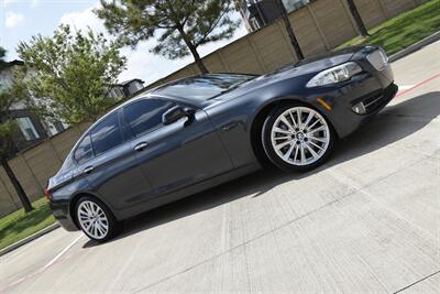 2011 BMW 550i PREM/SPORTS PKG NAV HTD STS FRESH TRADE IN   - Photo 39 - Stafford, TX 77477