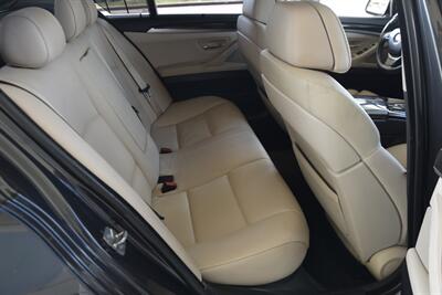 2011 BMW 550i PREM/SPORTS PKG NAV HTD STS FRESH TRADE IN   - Photo 36 - Stafford, TX 77477