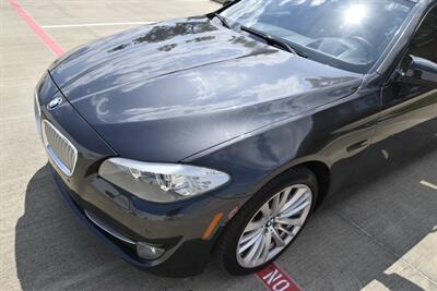 2011 BMW 550i PREM/SPORTS PKG NAV HTD STS FRESH TRADE IN   - Photo 9 - Stafford, TX 77477