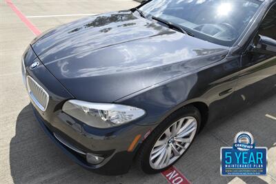 2011 BMW 550i PREM/SPORTS PKG NAV HTD STS FRESH TRADE IN   - Photo 9 - Stafford, TX 77477