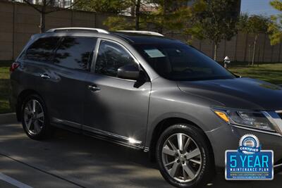 2015 Nissan Pathfinder PLATINUM EDI LTHR NAV BK/CAM ROOF HTD SEAT 3rd ROW   - Photo 6 - Stafford, TX 77477