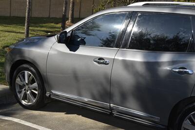 2015 Nissan Pathfinder PLATINUM EDI LTHR NAV BK/CAM ROOF HTD SEAT 3rd ROW   - Photo 19 - Stafford, TX 77477