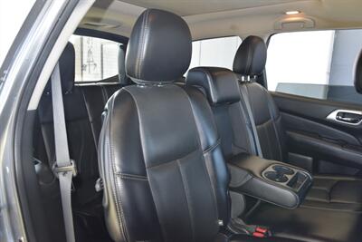 2015 Nissan Pathfinder PLATINUM EDI LTHR NAV BK/CAM ROOF HTD SEAT 3rd ROW   - Photo 41 - Stafford, TX 77477