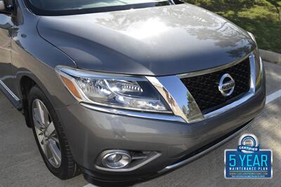 2015 Nissan Pathfinder PLATINUM EDI LTHR NAV BK/CAM ROOF HTD SEAT 3rd ROW   - Photo 10 - Stafford, TX 77477