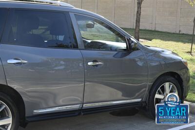 2015 Nissan Pathfinder PLATINUM EDI LTHR NAV BK/CAM ROOF HTD SEAT 3rd ROW   - Photo 20 - Stafford, TX 77477