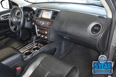 2015 Nissan Pathfinder PLATINUM EDI LTHR NAV BK/CAM ROOF HTD SEAT 3rd ROW   - Photo 31 - Stafford, TX 77477