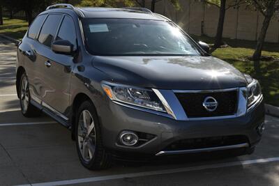 2015 Nissan Pathfinder PLATINUM EDI LTHR NAV BK/CAM ROOF HTD SEAT 3rd ROW   - Photo 12 - Stafford, TX 77477