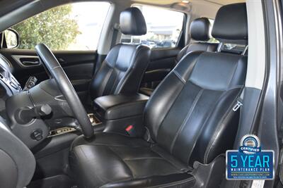 2015 Nissan Pathfinder PLATINUM EDI LTHR NAV BK/CAM ROOF HTD SEAT 3rd ROW   - Photo 34 - Stafford, TX 77477