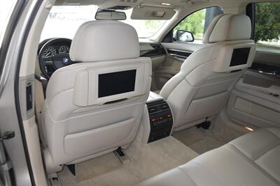 2011 BMW 750Li TOP LOADED $101K MSRP REAR DVD PKG NICE   - Photo 36 - Stafford, TX 77477