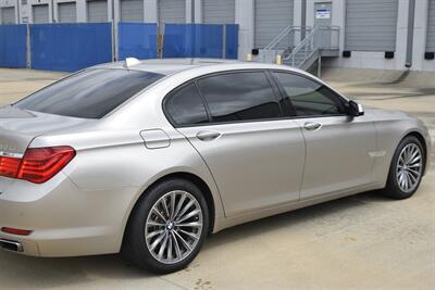 2011 BMW 750Li TOP LOADED $101K MSRP REAR DVD PKG NICE   - Photo 16 - Stafford, TX 77477