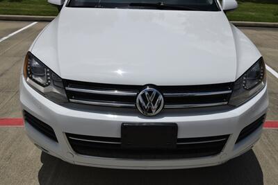 2014 Volkswagen Touareg TDI LUXURY AWD NAV BK/CAM HTD STS NEW TRADE CLEAN   - Photo 12 - Stafford, TX 77477