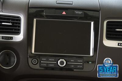 2014 Volkswagen Touareg TDI LUXURY AWD NAV BK/CAM HTD STS NEW TRADE CLEAN   - Photo 27 - Stafford, TX 77477