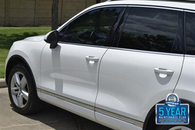 2014 Volkswagen Touareg TDI LUXURY AWD NAV BK/CAM HTD STS NEW TRADE CLEAN   - Photo 17 - Stafford, TX 77477