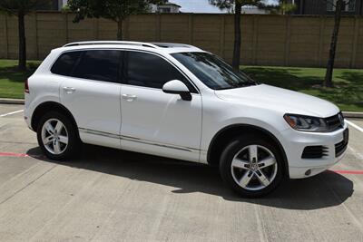 2014 Volkswagen Touareg TDI LUXURY AWD NAV BK/CAM HTD STS NEW TRADE CLEAN   - Photo 22 - Stafford, TX 77477