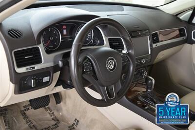2014 Volkswagen Touareg TDI LUXURY AWD NAV BK/CAM HTD STS NEW TRADE CLEAN   - Photo 28 - Stafford, TX 77477