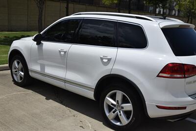 2014 Volkswagen Touareg TDI LUXURY AWD NAV BK/CAM HTD STS NEW TRADE CLEAN   - Photo 15 - Stafford, TX 77477