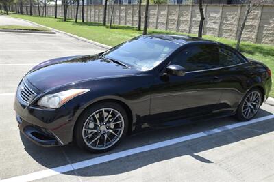 2013 INFINITI G37 IPL CONVERTIBLE LOADED NAV BK/CAM HTD STS CLEAN   - Photo 5 - Stafford, TX 77477