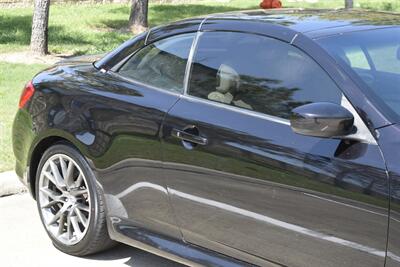 2013 INFINITI G37 IPL CONVERTIBLE LOADED NAV BK/CAM HTD STS CLEAN   - Photo 8 - Stafford, TX 77477