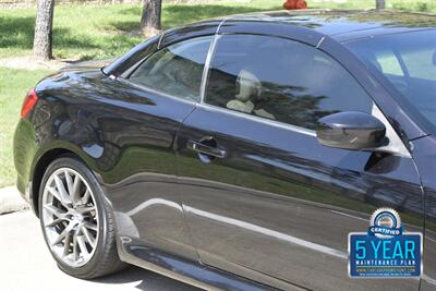 2013 INFINITI G37 IPL CONVERTIBLE LOADED NAV BK/CAM HTD STS CLEAN   - Photo 8 - Stafford, TX 77477
