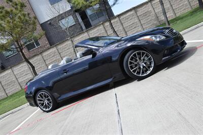 2013 INFINITI G37 IPL CONVERTIBLE LOADED NAV BK/CAM HTD STS CLEAN   - Photo 32 - Stafford, TX 77477