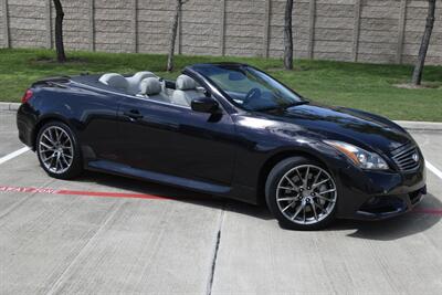 2013 INFINITI G37 IPL CONVERTIBLE LOADED NAV BK/CAM HTD STS CLEAN   - Photo 22 - Stafford, TX 77477