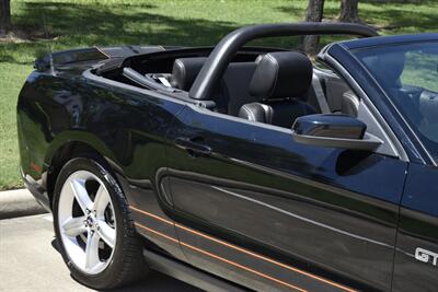2010 Ford Mustang GT PREMIUM EDITION CONVERTIBLE AUTO NICE   - Photo 9 - Stafford, TX 77477