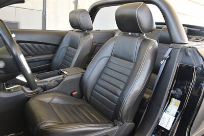 2010 Ford Mustang GT PREMIUM EDITION CONVERTIBLE AUTO NICE   - Photo 28 - Stafford, TX 77477
