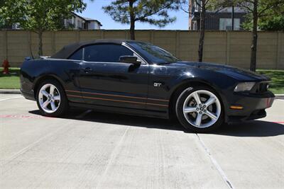 2010 Ford Mustang GT PREMIUM EDITION CONVERTIBLE AUTO NICE   - Photo 2 - Stafford, TX 77477
