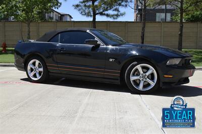 2010 Ford Mustang GT PREMIUM EDITION CONVERTIBLE AUTO NICE   - Photo 2 - Stafford, TX 77477