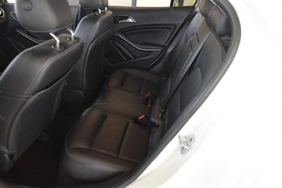 2015 Mercedes-Benz GLA 250 4MATIC LOADED HWY MILES NEW TRADE IN CLEAN   - Photo 36 - Stafford, TX 77477